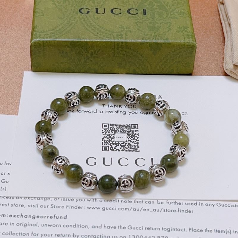 G*u*i bracelets